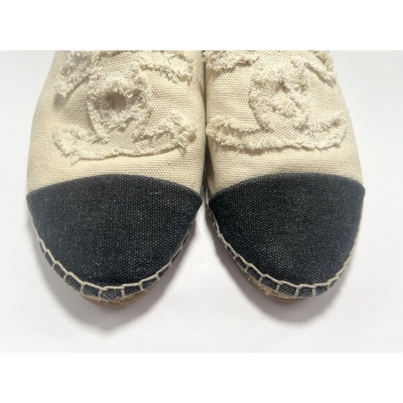 Chanel Espadrilles Canvas Cream and Black CC Logo Cotton Bi-Color Sz 41 US 9/10 - Picture 5 of 11